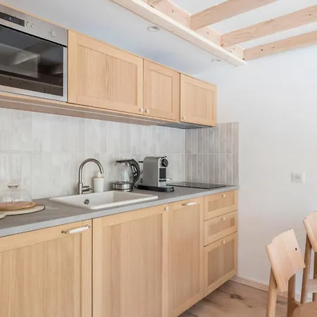 Renovated Duplex With A Balcony And Parking Space